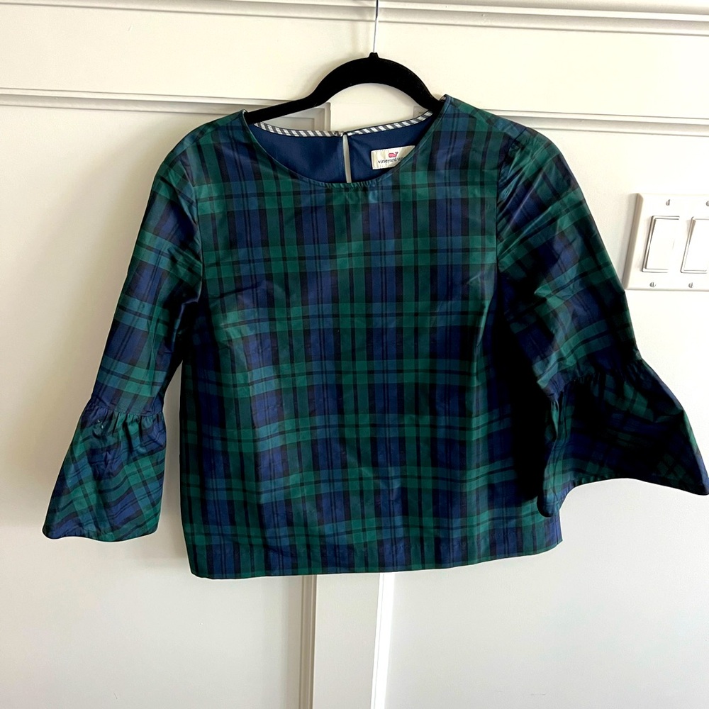 Vineyard Vine blouse